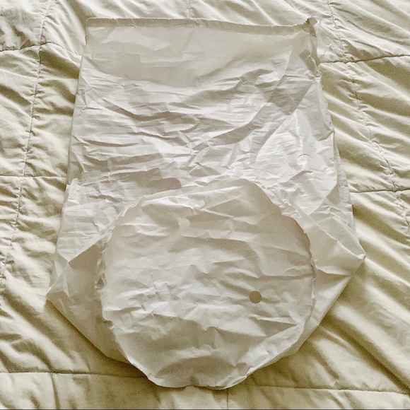 NEW Laundry Bag - Picture 1 of 5